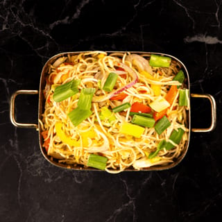 Veg Hakka Noodles